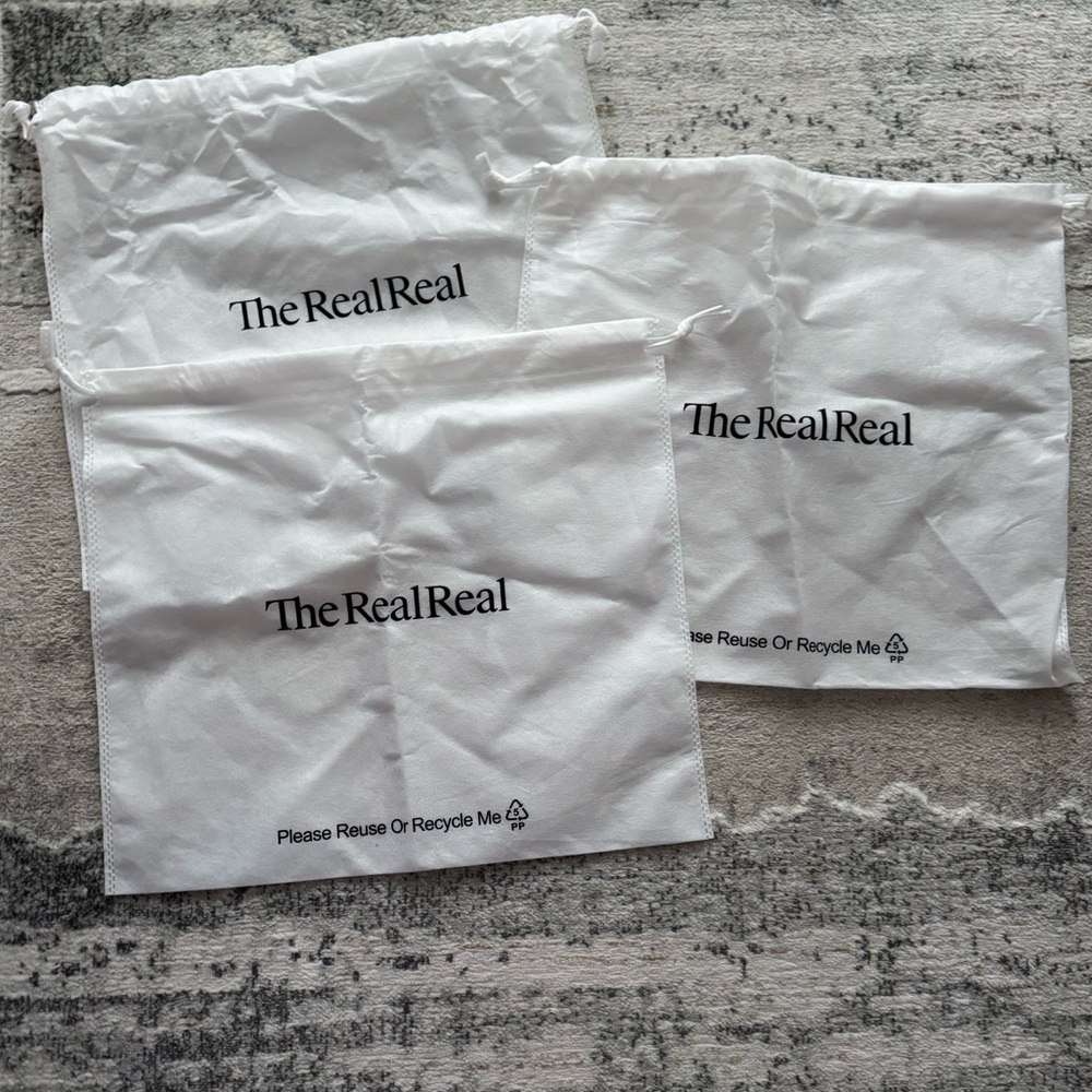 🛍🏙3️⃣ for $1️⃣5️⃣ Like 🆕 Bundle of 3 The RealReal dustbags